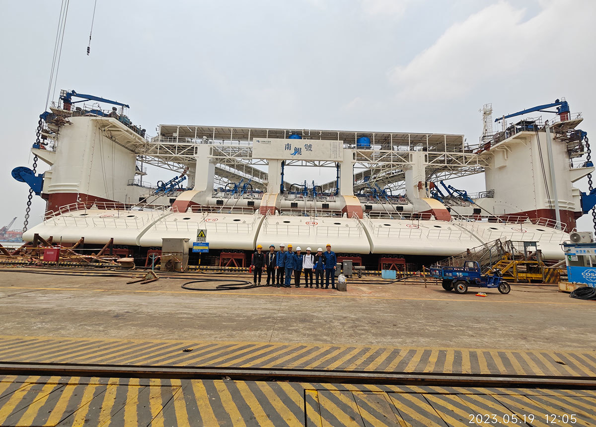 波浪能(néng)發電(diàn)綜合平台